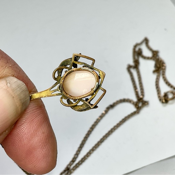 Antique Cameo Necklace Pink Conch Carved Cameo Antique Chain Gold Filled - Picture 5 of 6